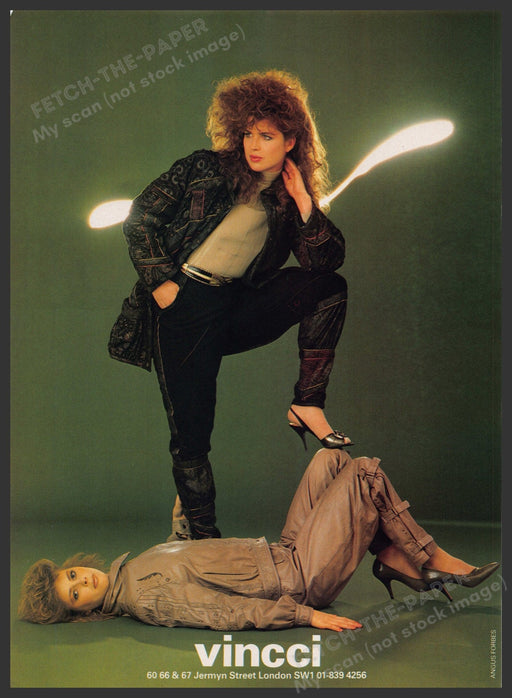 Vincci Clothing 1980s Print Advertisement Ad 1982 Legs Models Fetch the Paper!